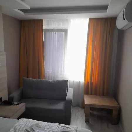 Moon Suit Hotel Ξενοδοχείο 2*