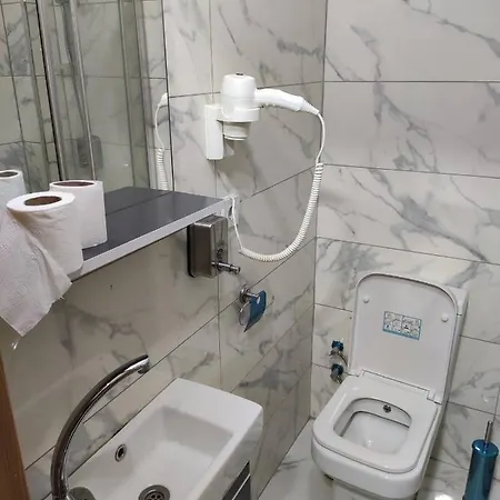 Moon Suit Hotel Ξενοδοχείο 2*