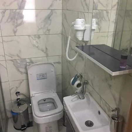 Otel Moon şirinevler