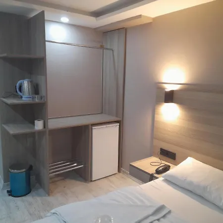 Moon şirinevler 2* İstanbul
