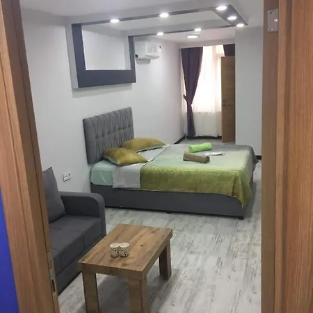 Moon şirinevler Otel 2*