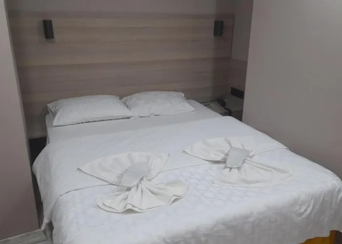 Hotel Moon Istanboel