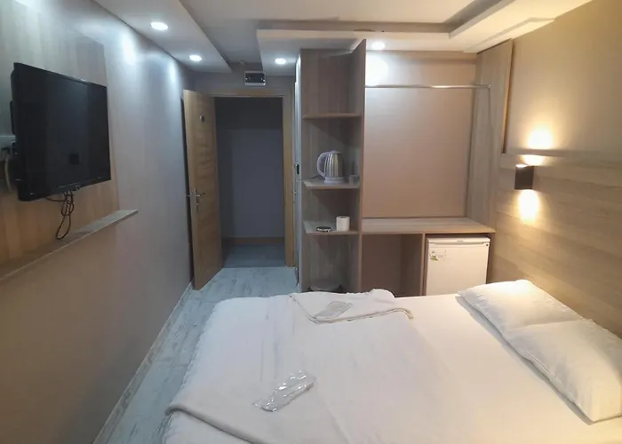 Hotel Moon Istanboel